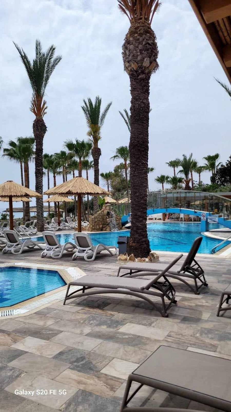 Simos Magic Beach Hotel Apts Ayia Napa Exterior photo